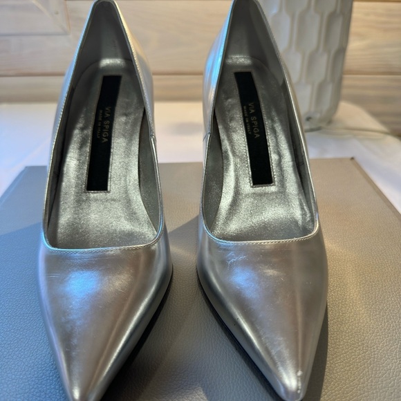 Via Spiga Silver Nikola Stiletto Heels - Picture 2 of 12